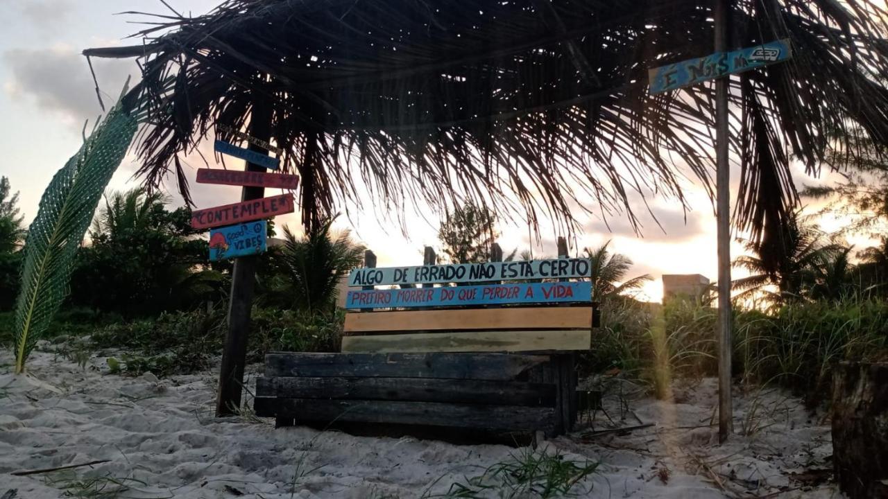 Chales Suites Pe Na Areia Guaibim Bagian luar foto